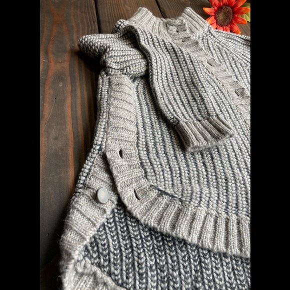 Diktons Barcelona Small Cardigan Sweater size S - Picture 6 of 10